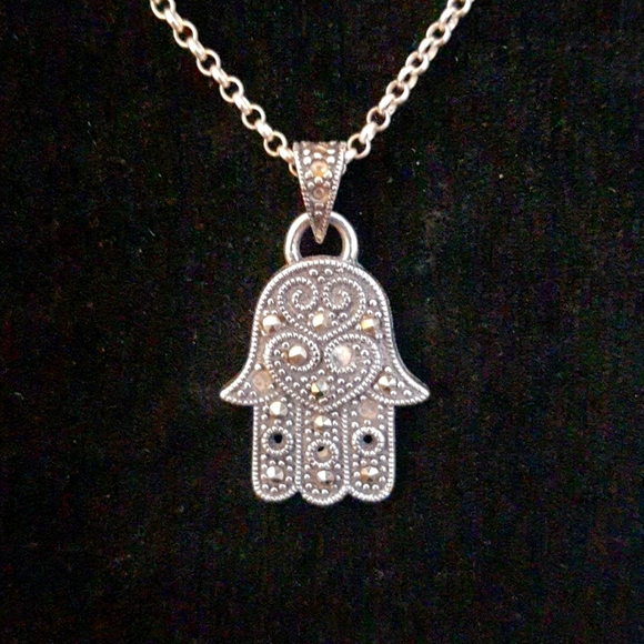 Silver Pendant and Silver Necklace - Picture 1 of 4